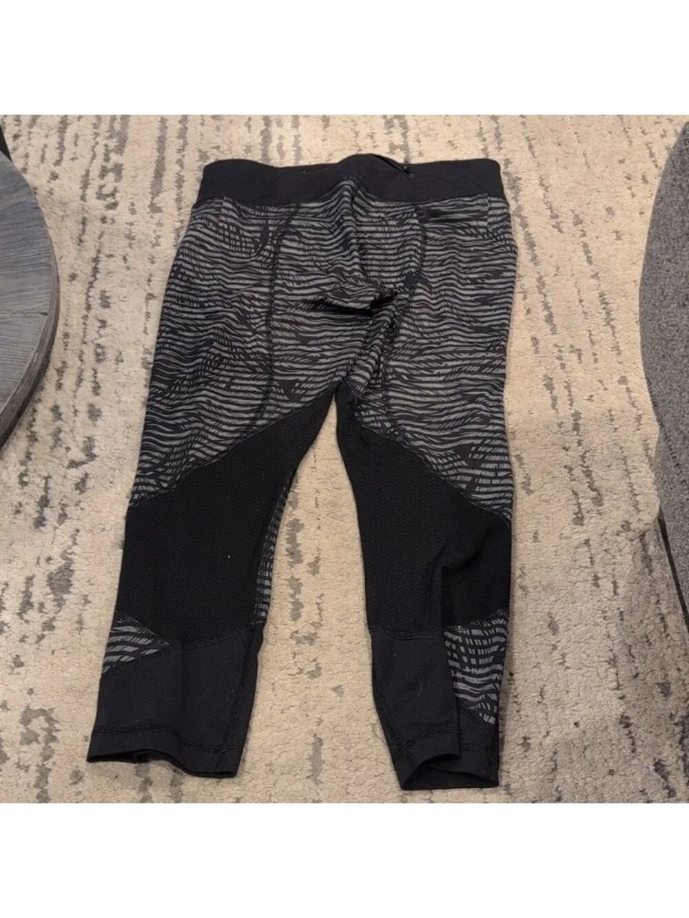 Run: Inspire Crop II *Full-On Luxtreme (Mesh)Stripe Play Slate Black / BLACK